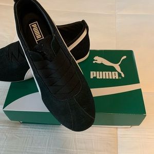 PUMA suede Eskiva low black textured trainers